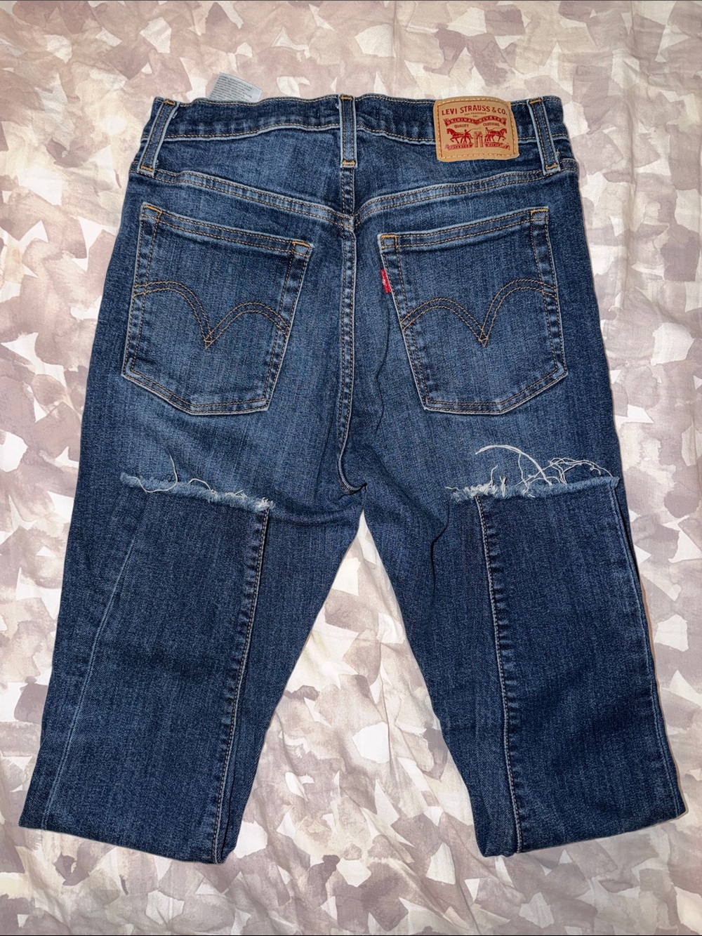 Levi's Women’s Dark Blue Relaxed Straight Jeans